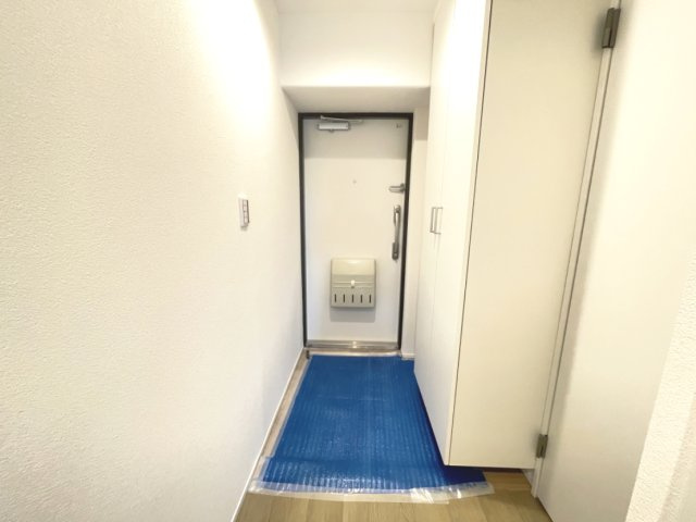 大容量シューズボックスは、家族全員分の靴を収納して、スッキリとした玄関に。　