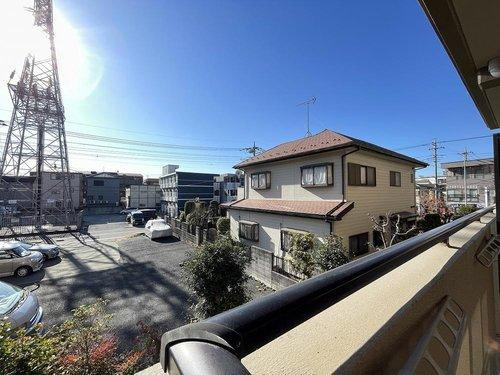 前面棟無しで南向きのバルコニーは、陽当たり・通風・眺望良好です。