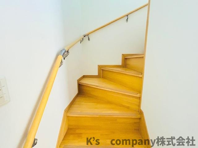 手すり付きの階段☆