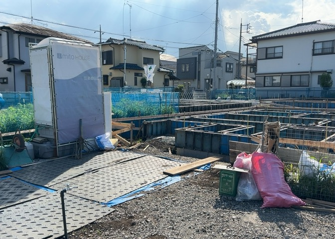 当然のことではありますが、オートロックやセンサーライト、ホームセキュリティーなどの防犯設備があれば、小さいお子様がいるご家庭も安心ですよね！まず物件購入の際は、防犯設備もチェックするようにしましょう。
