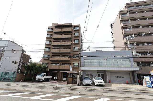 外観：327002225481