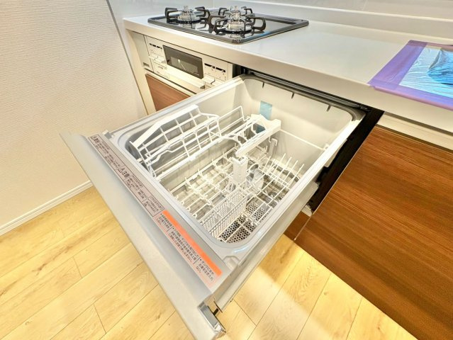 後片付けの時間をぐっと短縮できる食洗機つき