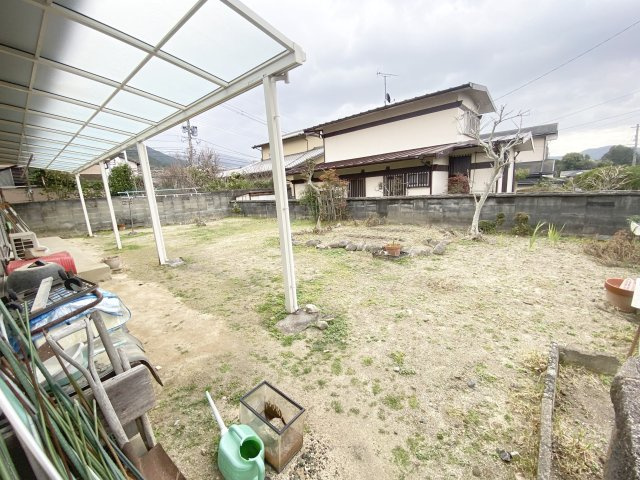 《オーナーチェンジ物件》お庭付きの物件です！