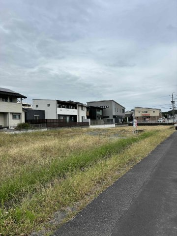西から