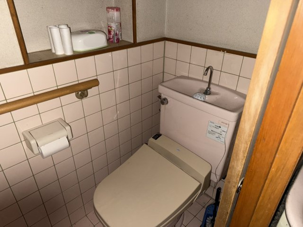 【12/8新規　戸建　高山市西之一色町　500万のトイレ】