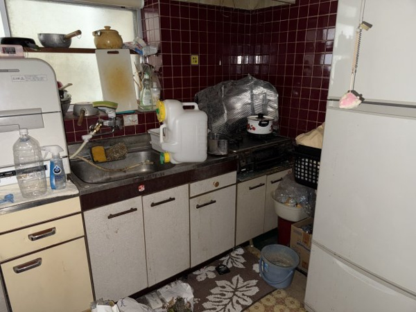 【12/8新規　戸建　高山市西之一色町　500万のキッチン】