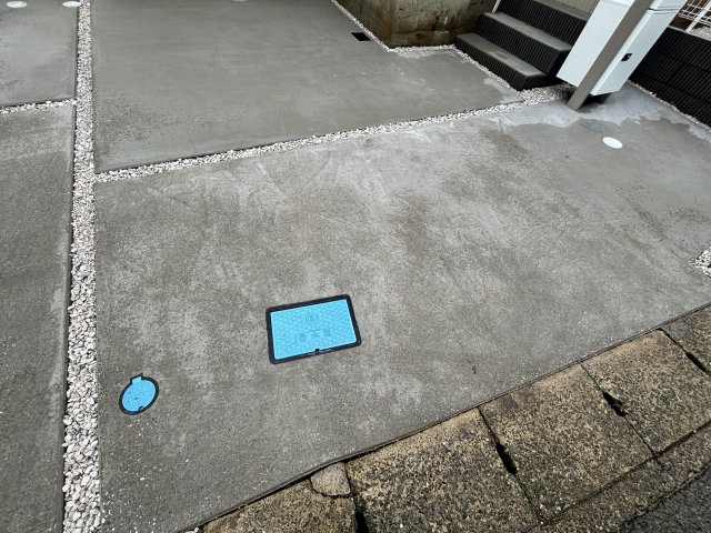 もうすぐ外構も完成いたします。