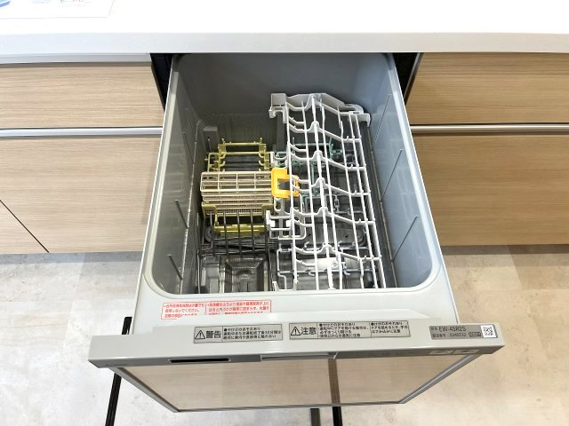 手洗いよりもきれいに洗える食器洗浄乾燥機！