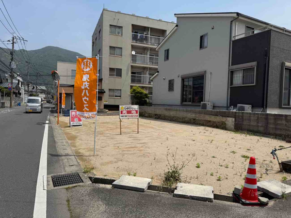 【上葛原二丁目の前面道路含む現地写真】
