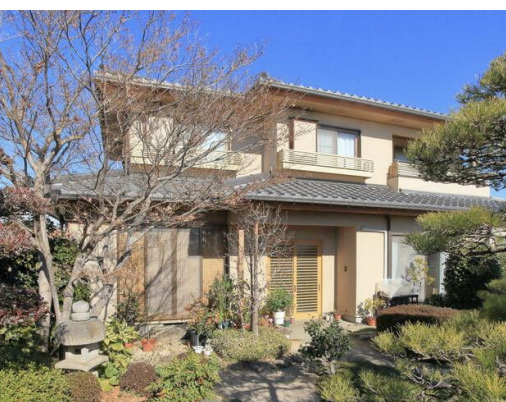 外観：311002327328