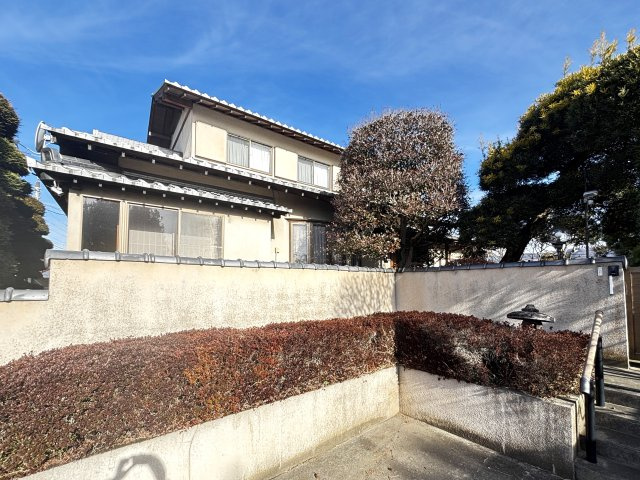 ■外観｜特徴のある個性的な住まいと美しい街並み、そして住みやすい環境を、ぜひ現地でご覧になりませんか。お気軽にお問合せください(^^)　