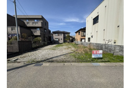 高岡市波岡売地の外観