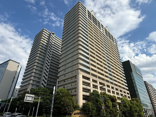 外観：327002549006