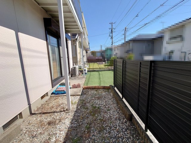 簡単な家庭菜園も楽しめるお庭です