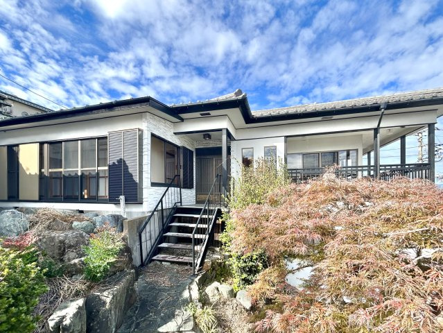 ■外観｜特徴のある個性的な住まいと美しい街並み、そして住みやすい環境を、ぜひ現地でご覧になりませんか。お気軽にお問合せください(^^)　　