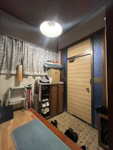 明るい玄関です