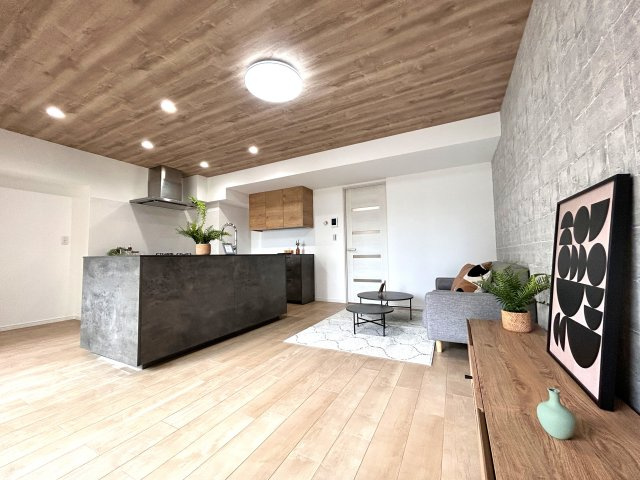 ■当社施工例☆システムキッチン（当社で、建築も可能です　施工物件の見学も可能です。お気軽にご相談ください）