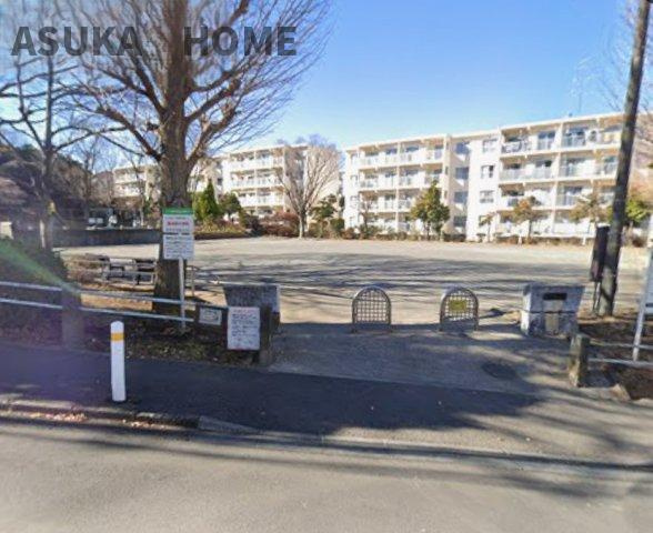 南長津田公園が300ｍでございます。