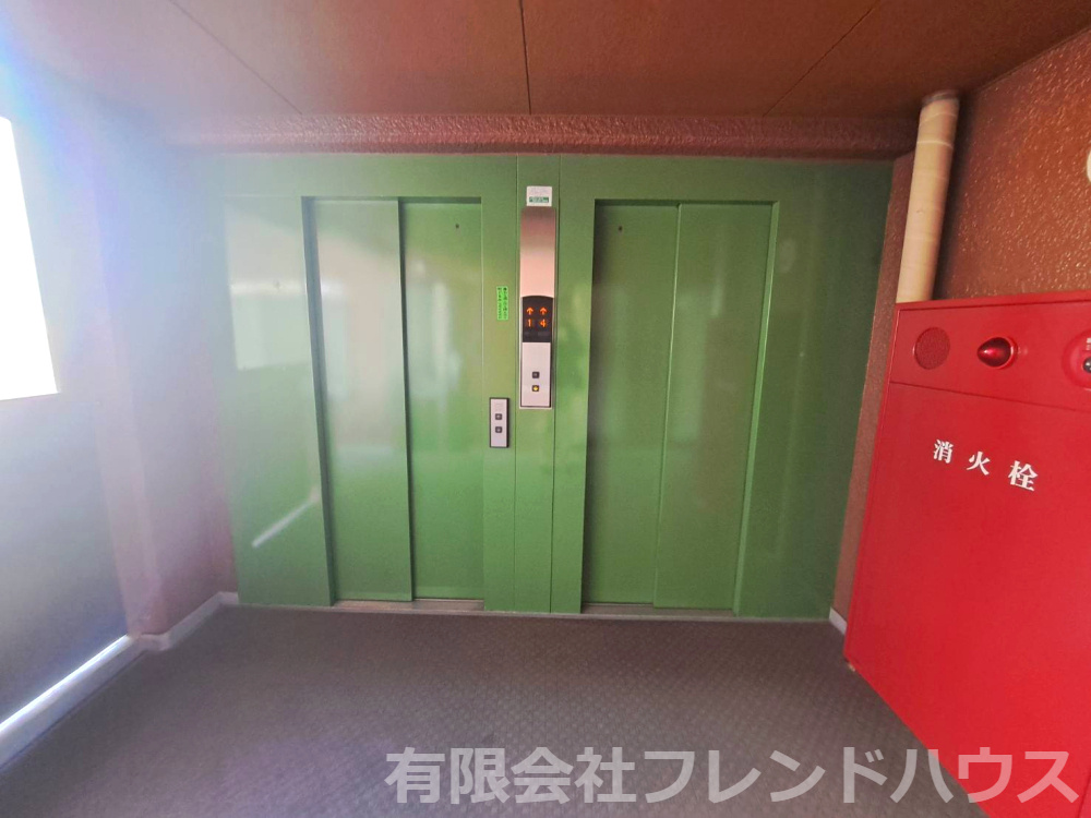 エレベーターホール