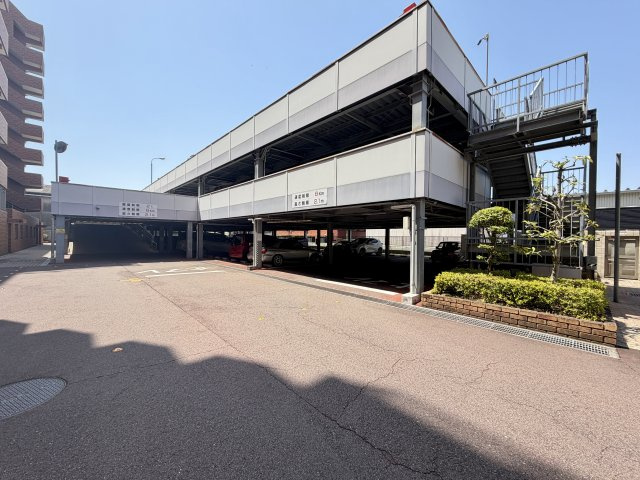 敷地内駐車場