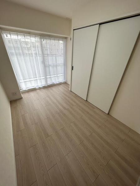 【シャルム小阪弐番館の洋室】