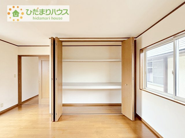 全室にクローゼットが付いていて、お部屋の住空間もスッキリ広々使えそうです(^^)
