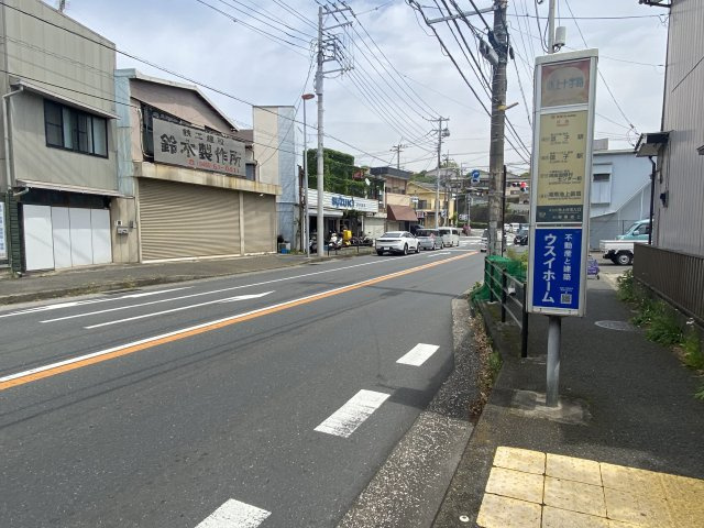 バス停も近いです