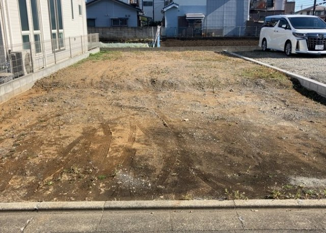 家を建てる前提で土地を探している場合、地盤の丈夫さは譲れない条件の一つです。地盤が脆弱だと追加工事が必要となります。また、過去に地盤沈下や液状化現象を起こした土地は、できるだけ避けた方がいいでしょう。