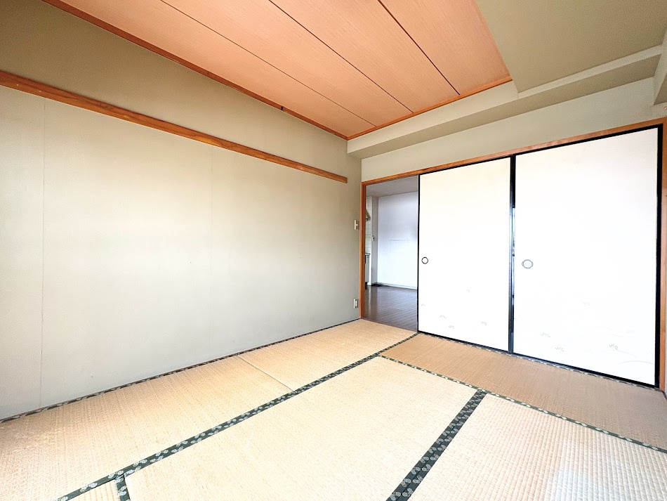 ◆柔らかい陽光が差し込む明るいお部屋を演出する設計。彩光の取れる窓が気持ちの良いお部屋を創り上げます。