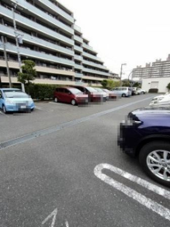 【駐車場】