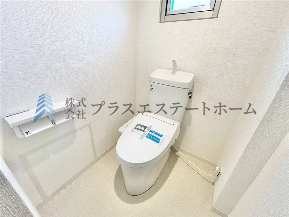 きれいをまもるせいけつトイレ♪お掃除はサッとひとふきで完了♪少ない水で、汚れをしっかり洗い流します♪