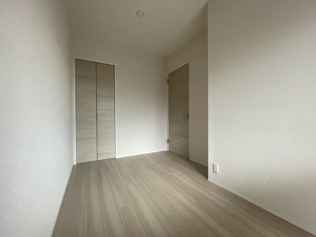 シンプルな洋室は、幅広い用途でお使いいただけます。　