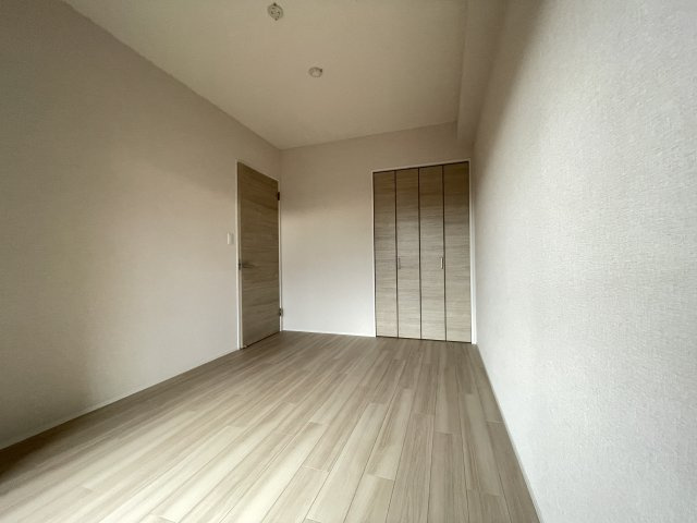シンプルな洋室は、幅広い用途でお使いいただけます。　