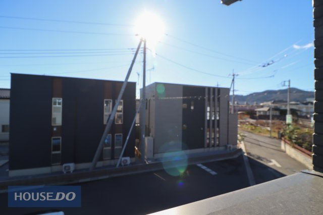 【建物からの眺望】お部屋の窓から見える風景が忙しい日々に癒しをプラス◎窓からの眺めや陽射しが開放感と居心地の良さをもたらします♪