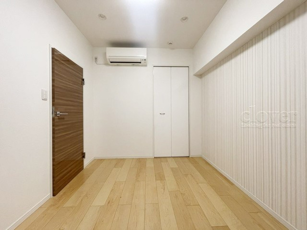 【高田馬場住宅の寝室】