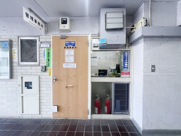 【高田馬場住宅の受付】