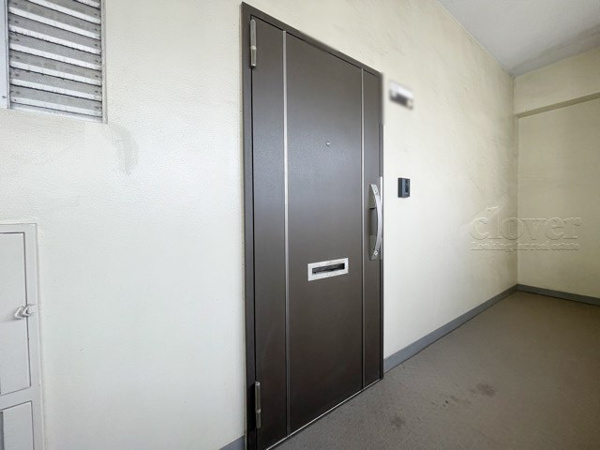 【高田馬場住宅の共用部分】