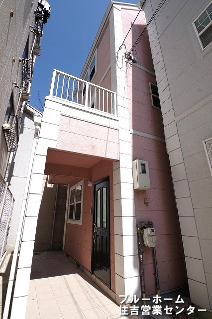 外観：327002207406