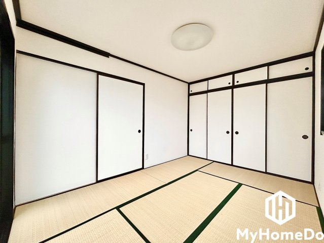 畳の香りに包まれる、心落ち着く和の空間。忙しい日常の中で、ほっと一息つける癒しの住まい。