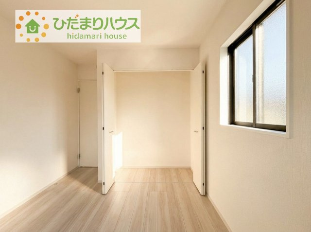 お洋服の多い女性に人気！収納力の高いクローゼット付き☆彡