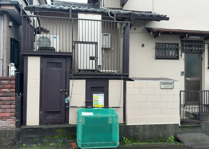 物件の詳細については、現地を見てわかること以外に、役所や法務局などで調べないとわからないことがあります。そのため、現地に行く場合は、もしこの物件を買ったらどのような生活ができるかをイメージしましょう。