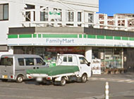 【ファミリーマート明石住吉店】　徒歩12分(約930m)。ちょっとした買い物はもちろん、ATMの利用や各種請求書払いの際も便利です。マルチコピー機なども設置されています。24時間営業。