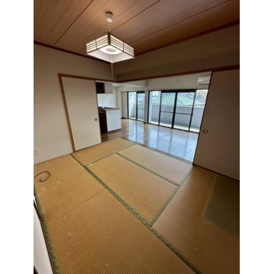 しっとりと落ち着いた雰囲気の和室☆*