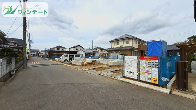 前面道路は交通量が少なく子供の通学にも安心の道路です♪ぜひ現地でご体感ください！