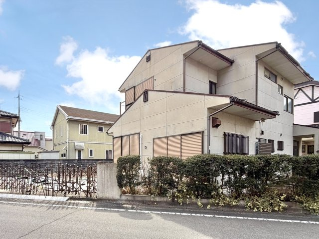 ■外観｜閑静な住宅街で始める新しい暮らし♪開放的な毎日をあなたへ(^^♪