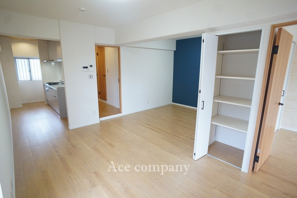 外観：327002167537