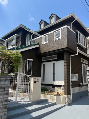 外観：327002136479