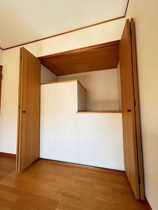 洋室6.7帖（2階）収納部分