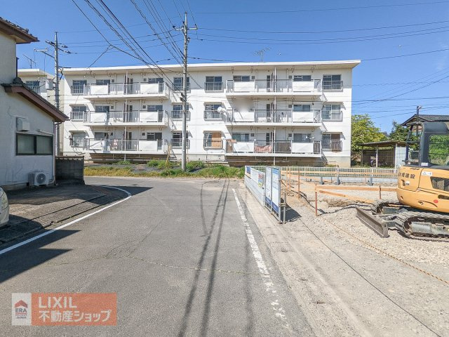 閑静な住宅地です。現地にて道幅等をご確認ください。