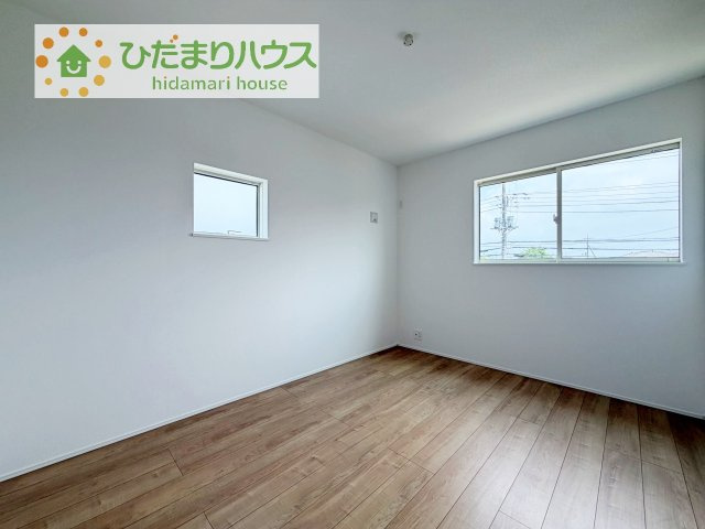 木の温もりがやさしいフローリング♪